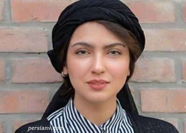 چهره ها در زمان؛ مونا کرمی عروس دوستداشتنی خانواده امیرسلیمانی به همراه مادر و پدرش / تصویر حامی در آغوش پدربزرگ و مادربزرگش چهره ها در زمان؛ مونا کرمی عروس دوستداشتنی خانواده امیرسلیمانی به همراه مادر و پدرش / تصویر حامی در آغوش پدربزرگ و مادربزرگش