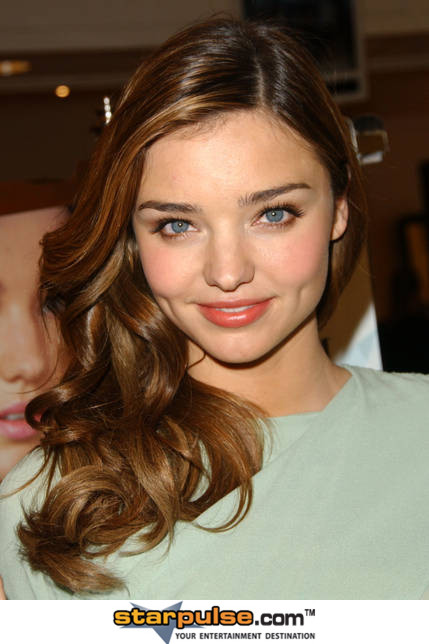 نکاتی جالب در مورد زیباترین مانکن دنیای مد + عکس نکاتی جالب در مورد زیباترین مانکن دنیای مد + عکس