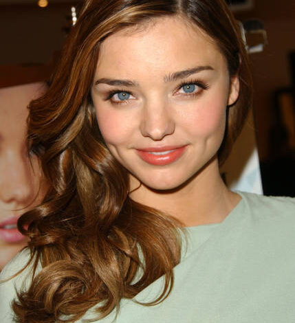 تاریخ و زمان وبگردی؛ نکاتی جالب در مورد زیباترین مانکن دنیای مد + عکس تاریخ و زمان وبگردی؛ نکاتی جالب در مورد زیباترین مانکن دنیای مد + عکس