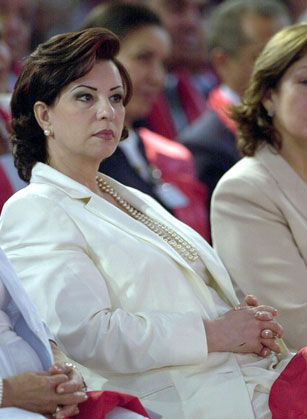 زنی که یک شبه یک و نیم تن طلا را دزدید+عکس