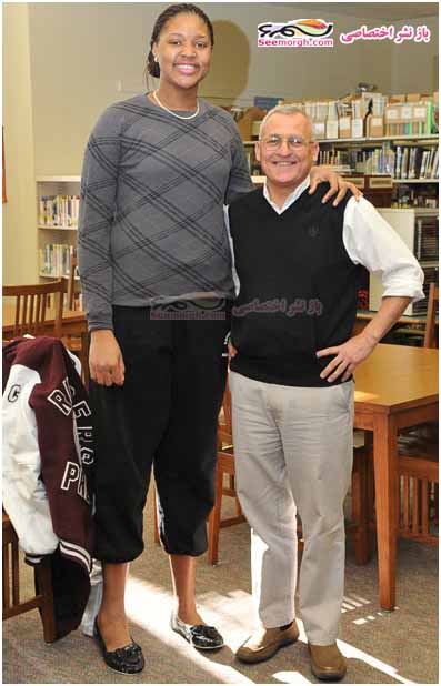 دختری که قد و هیکلش باعث تعجب همه شده