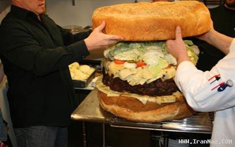 فروش بزرگترین همبرگر جهان با 153 کیلو وزن +عکس فروش بزرگترین همبرگر جهان با 153 کیلو وزن +عکس