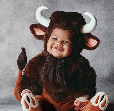 زمان و ساعت وبگردی؛ تصاویرکودکان در لباسهای عجیب و جالب زمان و ساعت وبگردی؛ تصاویرکودکان در لباسهای عجیب و جالب