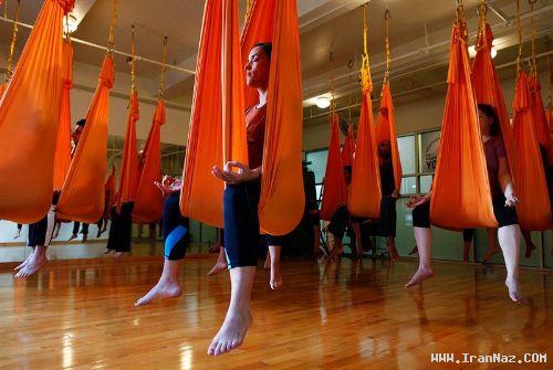 ورزش بسیار عجیب برای مقابله با جاذبه زمین +عکس