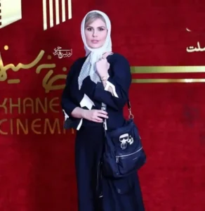 نگاه روز | استایل «هانیه، همسر وهب نصرانی» مختارنامه 43 سالگی در مراسم