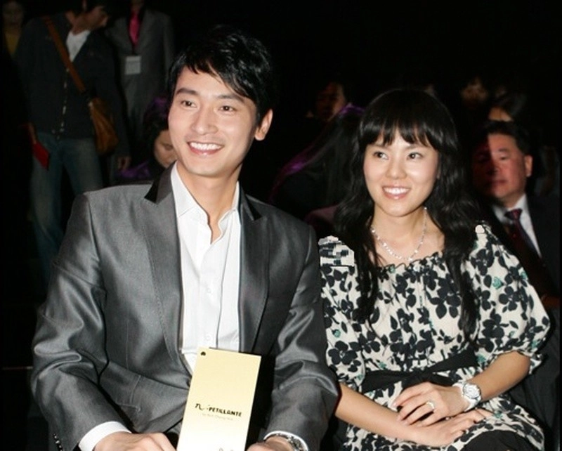 🔥تاریخ وبگردی | عکس «یونگپو و همسرش» در مراسم 2 سال بعد از سریال جومونگ 🔥تاریخ وبگردی | عکس «یونگپو و همسرش» در مراسم 2 سال بعد از سریال جومونگ