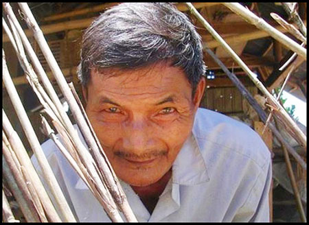 با عجیب و غریب ترین انسان های دنیا آشنا شوید (عکس) با عجیب و غریب ترین انسان های دنیا آشنا شوید (عکس)