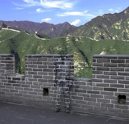 عکس های جالب مردی که نامرئی میشود