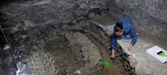 بناهای تاریخی که به جای آجر از جمجمه انسان ساخته شده اند بناهای تاریخی که به جای آجر از جمجمه انسان ساخته شده اند