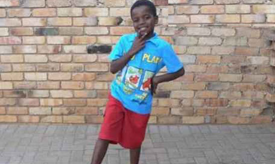 ازدواج جنجالی پسر 8 ساله با زن 60 ساله + عکس