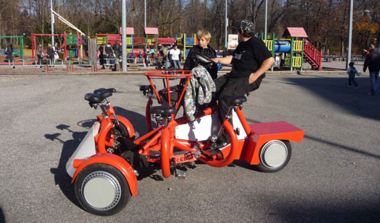 خبر جدید | دوچرخه ای که میتواند 7 نفر را حمل کند + عکس خبر جدید | دوچرخه ای که میتواند 7 نفر را حمل کند + عکس