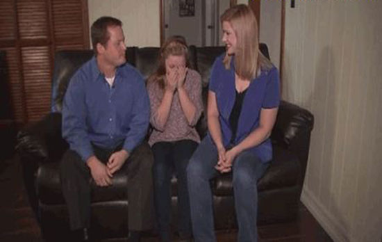 دختری که هر 3 ثانیه عطسه میکند + عکس دختری که هر 3 ثانیه عطسه میکند + عکس