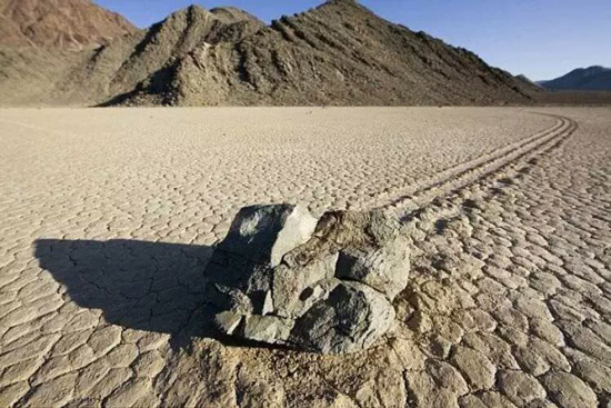 عکس هایی از اسرار آمیزترین مناطق دنیا (+توضیحات) عکس هایی از اسرار آمیزترین مناطق دنیا (+توضیحات)