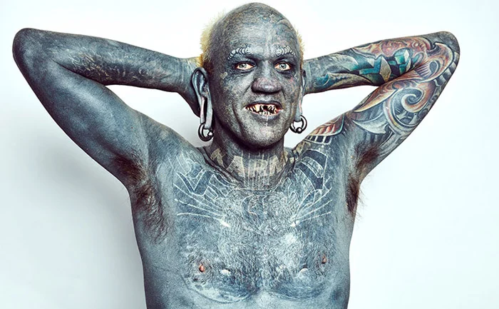 174202045147627-irannaz-com لاکی دایموند ریچ کیست؟ ، این مرد بیشترین تتو جهان را روی بدن خود دارد!!