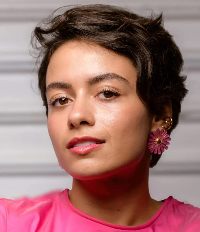 اکسسوری های گل دار از ترندهای امسال ، ترندهای اکسسوری امسال برای استایل های روزمره