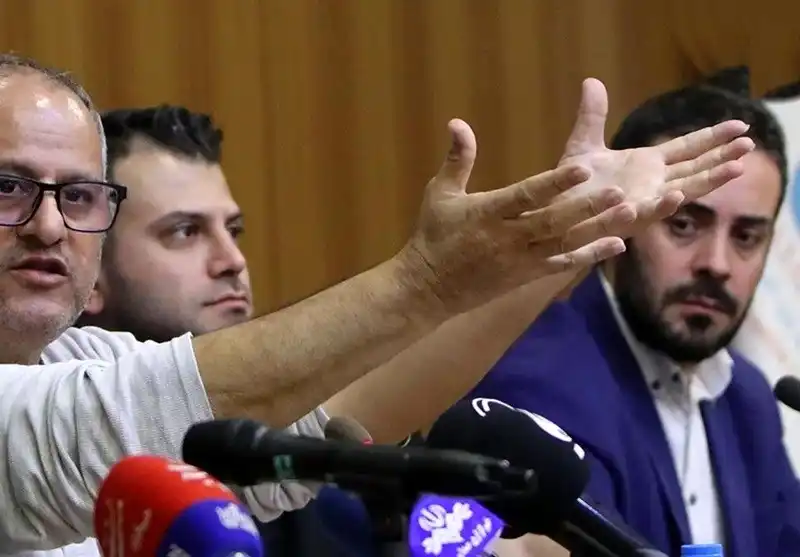 قاب روز | نشست خبری بازیگران بچه مهندس با حضور روزبه حصاری و کاوه سماک باشی  