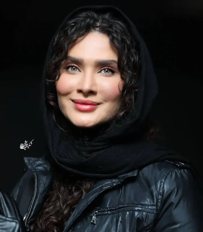 تاریخ وبگردی | چهره جذاب ساناز سعیدی سال ۱۴۰۴ تاریخ وبگردی | چهره جذاب ساناز سعیدی سال ۱۴۰۴