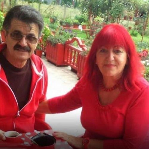 علاقه این خانم به رنگ قرمز و شهرت جهانی اش (عکس) علاقه این خانم به رنگ قرمز و شهرت جهانی اش (عکس)