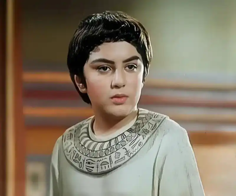 🔥🔥تاریخ وبگردی | زندگی حسین جعفری نوجوانی یوزارسیف 🔥🔥تاریخ وبگردی | زندگی حسین جعفری نوجوانی یوزارسیف