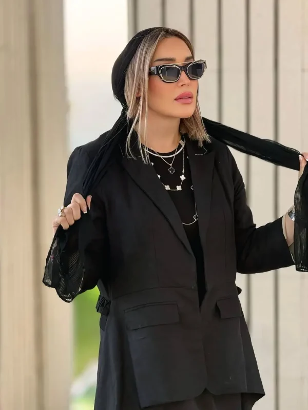 🔥تاریخ وبگردی | ژستهای مدلینگ سارا منجزیپور همسر محمد علیزاده 🔥تاریخ وبگردی | ژستهای مدلینگ سارا منجزیپور همسر محمد علیزاده