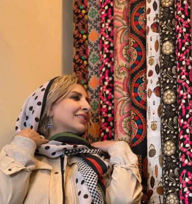 🔥تاریخ وبگردی | استایل شیک مرجانه گلچین در محیطی دیدنی و جذاب 🔥تاریخ وبگردی | استایل شیک مرجانه گلچین در محیطی دیدنی و جذاب