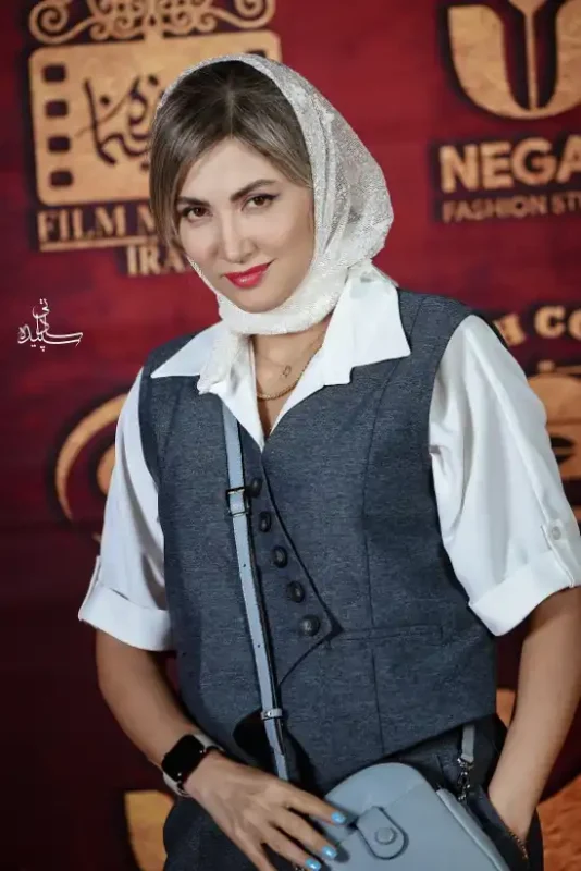 🔥تاریخ وبگردی | جشن عکاسان سینمای ایران؛ نیکی مظفری و روشنک گرامی، دیبا زاهدی، سمیرا حسینی 🔥تاریخ وبگردی | جشن عکاسان سینمای ایران؛ نیکی مظفری و روشنک گرامی، دیبا زاهدی، سمیرا حسینی