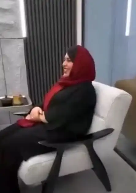 عکس آنلاین | دفتر کار گیتی قاسمی با چیدمانی منحصربهفرد سال ۱۴۰۴ عکس آنلاین | دفتر کار گیتی قاسمی با چیدمانی منحصربهفرد سال ۱۴۰۴