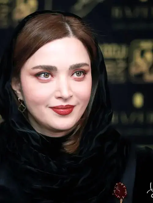 🔥تاریخ وبگردی | آرایش ساده و شیک به سبک بهنوش طباطبایی 🔥تاریخ وبگردی | آرایش ساده و شیک به سبک بهنوش طباطبایی