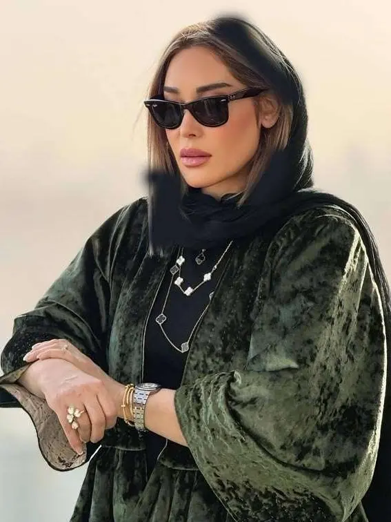 عکس آنلاین | سارا منجزی بازیگر و همسر محمد علیزاده با پوششی متفاوت و لاکچری سال ۱۴۰۴ عکس آنلاین | سارا منجزی بازیگر و همسر محمد علیزاده با پوششی متفاوت و لاکچری سال ۱۴۰۴