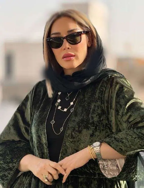 عکس آنلاین | سارا منجزی بازیگر و همسر محمد علیزاده با پوششی متفاوت و لاکچری سال ۱۴۰۴ عکس آنلاین | سارا منجزی بازیگر و همسر محمد علیزاده با پوششی متفاوت و لاکچری سال ۱۴۰۴