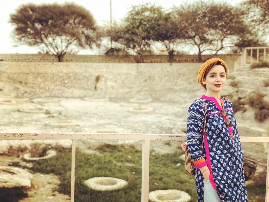 🔥تاریخ وبگردی | تغییر چهره «ساناز» با بازی نازنین بیاتی فیلم دینامیت در 29 سالگی 🔥تاریخ وبگردی | تغییر چهره «ساناز» با بازی نازنین بیاتی فیلم دینامیت در 29 سالگی