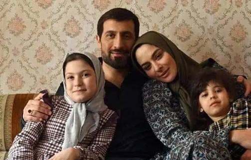 عکس آنلاین | فیلم صیاد درباره فرمانده شهید ارتش با هنرنمایی علی سرابی و مارال بنی‌ آدم سال ۱۴۰۴