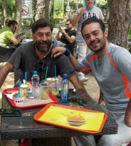 نگاه روز | استایل خاص «تینوش» سریال بچه مهندس 3 در کنار علی انصاریان خارج از قاب تلویزیون/ ظاهر متفاوت آقای بازیگر باریش و سبیل شوکه تان می کند نگاه روز | استایل خاص «تینوش» سریال بچه مهندس 3 در کنار علی انصاریان خارج از قاب تلویزیون/ ظاهر متفاوت آقای بازیگر باریش و سبیل شوکه تان می کند