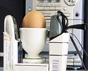 زمان و ساعت وبگردی؛ پخت تخم مرغ با استفاده از موبایل