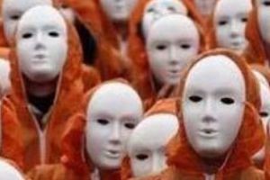 زمان و ساعت وبگردی؛ زنی که عاشق مردی شد که اصلا وجود نداشت!! زمان و ساعت وبگردی؛ زنی که عاشق مردی شد که اصلا وجود نداشت!!