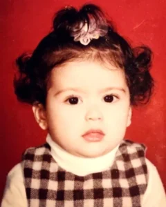 عکس داغ امروز | عکس «گلنار» سریال گیلدخت در دوران خردسالی دهه 70