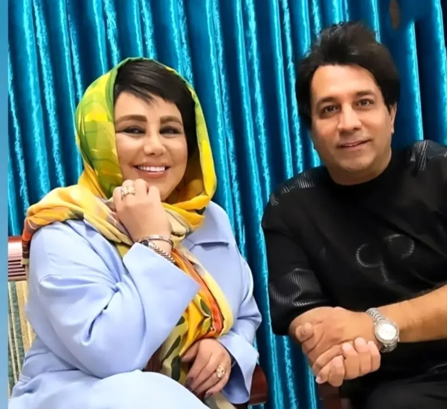 🔥تاریخ وبگردی | عکس کمتر دیدهشده بهنوش بختیاری در کنار «امید جهان» سال 1402 🔥تاریخ وبگردی | عکس کمتر دیدهشده بهنوش بختیاری در کنار «امید جهان» سال 1402