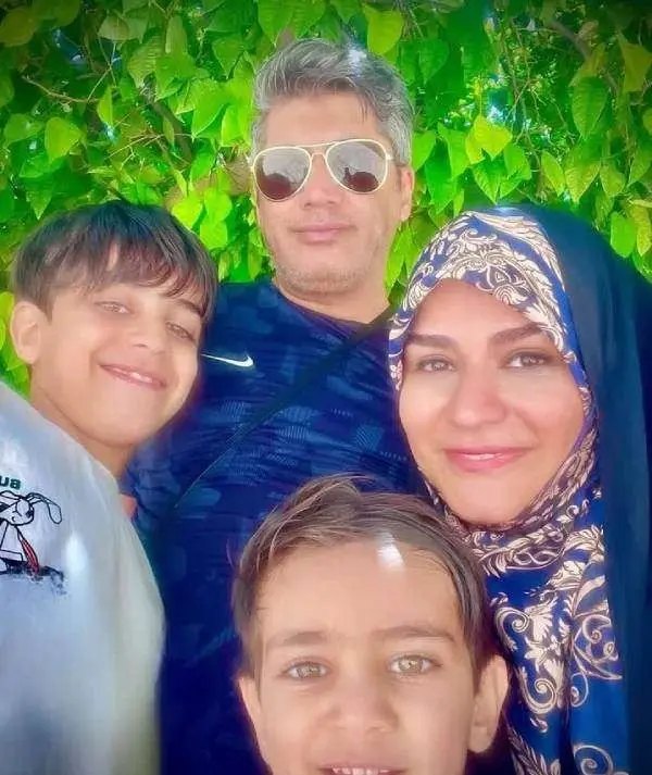 عکس آنلاین | همسر و پدر سحر امامی مجری موفق صدا و سیما سال ۱۴۰۴ عکس آنلاین | همسر و پدر سحر امامی مجری موفق صدا و سیما سال ۱۴۰۴