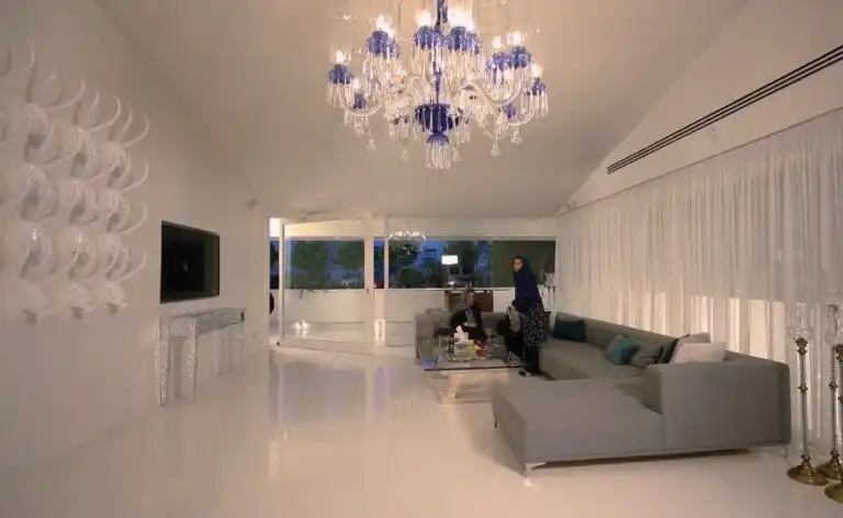 نگاه روز | خانه مدرن و بدون فرش فریبا نادری بازیگر سریال شوهر ستاره سال ۱۴۰۴ نگاه روز | خانه مدرن و بدون فرش فریبا نادری بازیگر سریال شوهر ستاره سال ۱۴۰۴