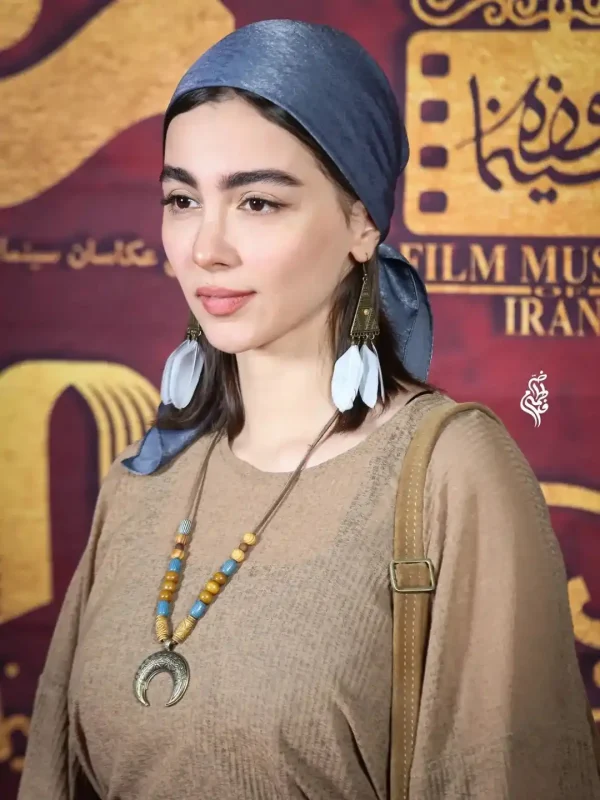 عکس آنلاین | استایل سونیا حسینی نیکا سریال «پایتخت» در یک مراسم سال ۱۴۰۴ عکس آنلاین | استایل سونیا حسینی نیکا سریال «پایتخت» در یک مراسم سال ۱۴۰۴