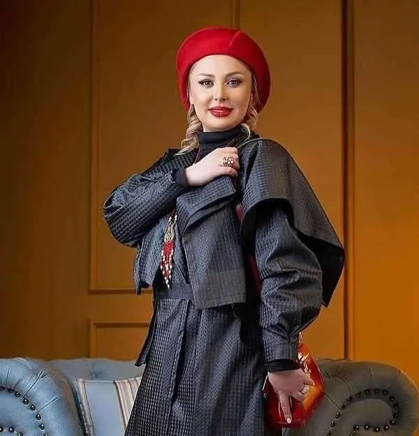 عکس آنلاین | نیوشا ضیغمی با استایل پرتقالی به استقبال پاییز رفت سال ۱۴۰۴ عکس آنلاین | نیوشا ضیغمی با استایل پرتقالی به استقبال پاییز رفت سال ۱۴۰۴