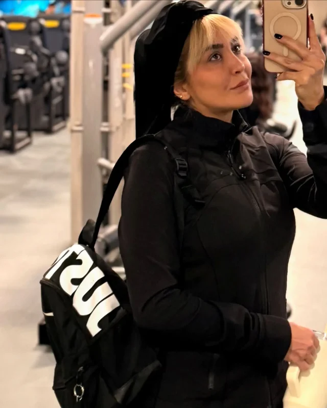 🔥 تاریخ وبگردی | استایل شیک و اروپایی مریم معصومی در باشگاه زنانه 🔥 تاریخ وبگردی | استایل شیک و اروپایی مریم معصومی در باشگاه زنانه