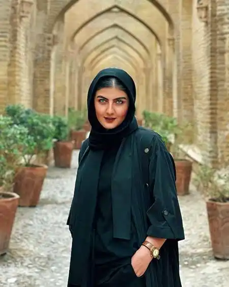 🔥 تاریخ وبگردی | زندگی خصوصی مریم موسویان؛ بازیگر جوان و چشم رنگی 🔥 تاریخ وبگردی | زندگی خصوصی مریم موسویان؛ بازیگر جوان و چشم رنگی