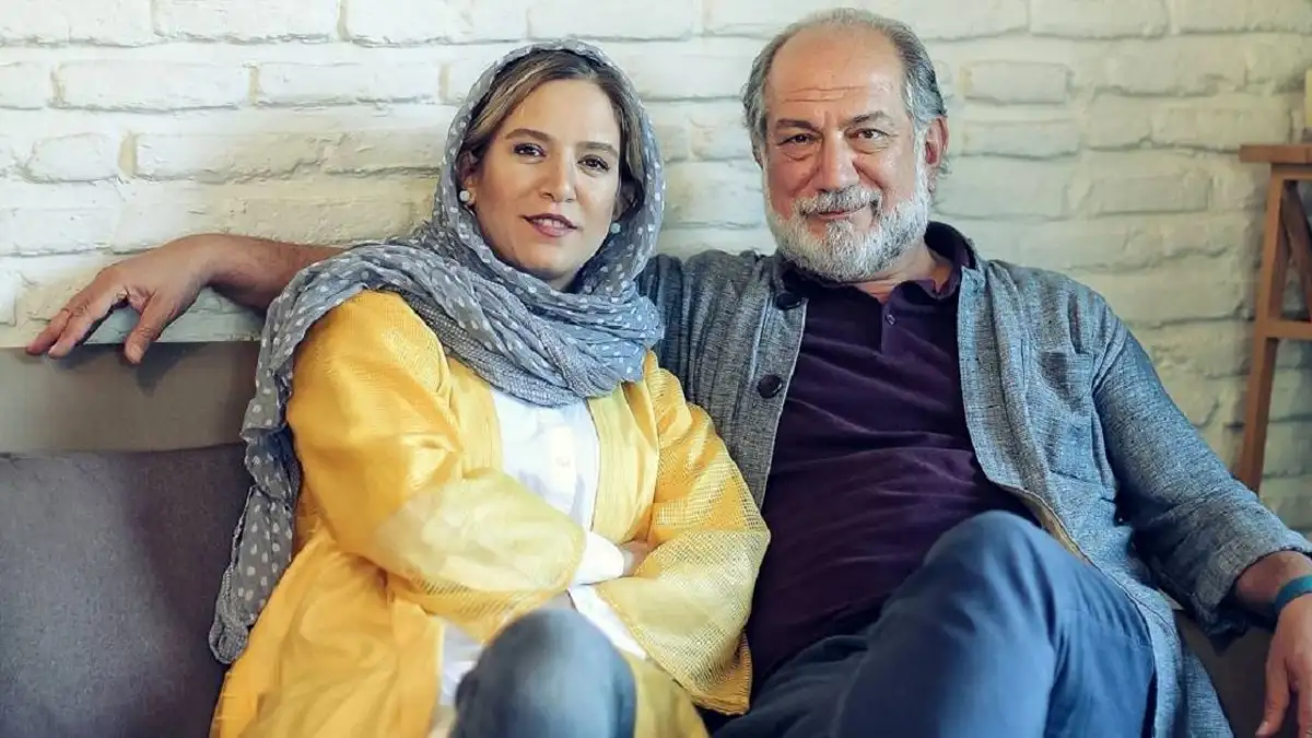 🔥تاریخ وبگردی | آتیلا پسیانی در کودکی و در کنار پدر، مادر و مادربزرگ اش دهه 30 آتیلا پسیانی در کودکی و در کنار پدر، مادر و مادربزرگ اش دهه 30