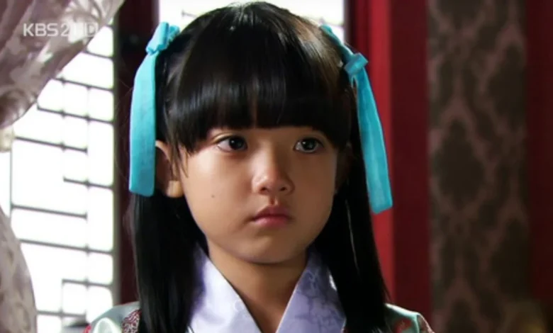 تاریخ وبگردی | تغییر چهره «سریو، خواهر موهیول» امپراتور بادها در 25 سالگی سال ۱۴۰۴ تاریخ وبگردی | تغییر چهره «سریو، خواهر موهیول» امپراتور بادها در 25 سالگی سال ۱۴۰۴