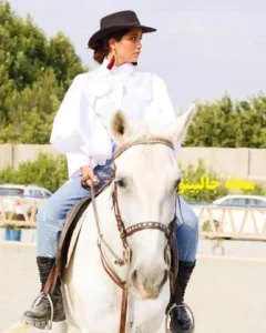 نگاه روز | نگاهی به تیپ جذاب عطیه نامزد قاسم سریال بچه مهندس 4 در حال اسب سواری نگاه روز | نگاهی به تیپ جذاب عطیه نامزد قاسم سریال بچه مهندس 4 در حال اسب سواری