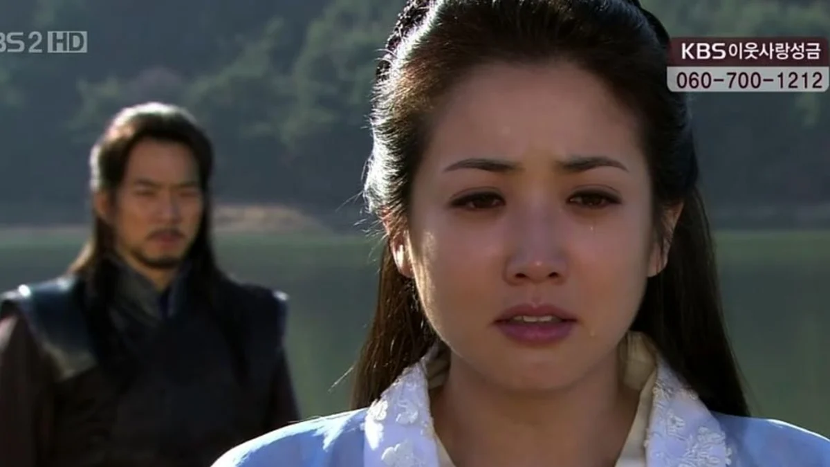 🔥تاریخ وبگردی |چهره بانو یئون، همسر موهیول در امپراتور بادها در 37 سالگی چهره بانو یئون، همسر موهیول در امپراتور بادها در 37 سالگی