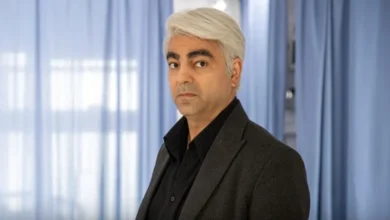 تاریخ وبگردی | عکس «اجل معلق» در کنار اکبر عبدی سال 74