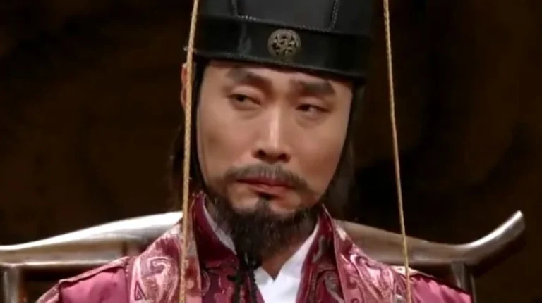 نگاه روز |استایل و چهره عالیجناب بادوک‌بال در سریال جومونگ و عکس‌های دیدنی