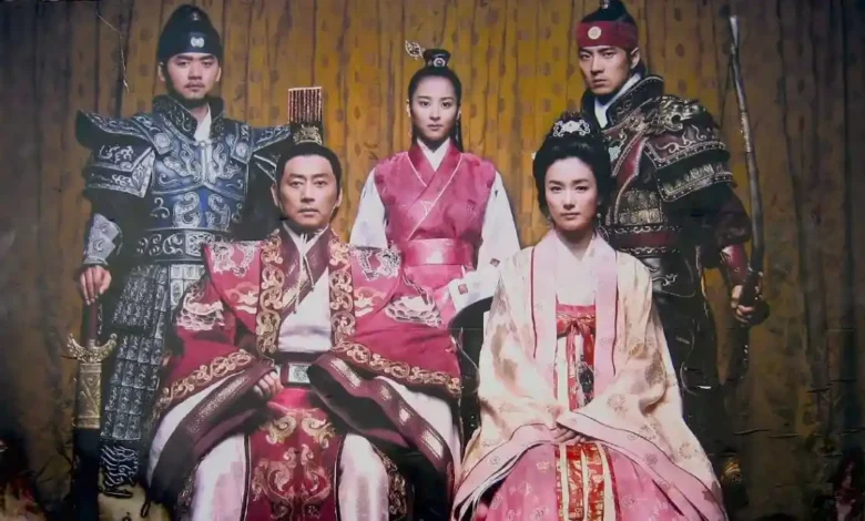 🔥تاریخ وبگردی | عکس یادگاری بازیگران دربار «گوگوریو» در پشت صحنه سریال جومونگ 🔥تاریخ وبگردی | عکس یادگاری بازیگران دربار «گوگوریو» در پشت صحنه سریال جومونگ